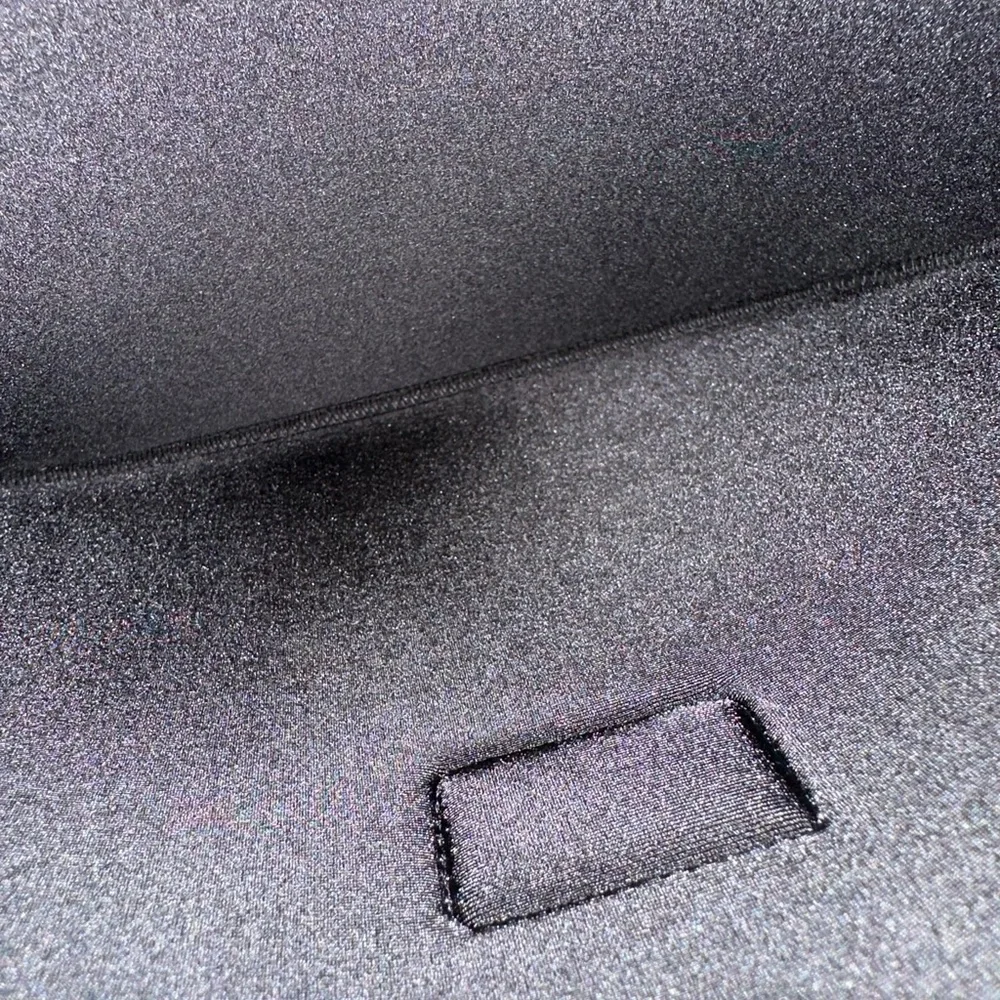 Tumi Neoprene 11'' ipad cover